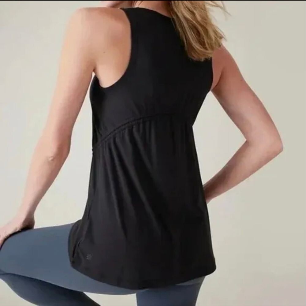 Athleta Black Air Out Cinch Tank M Medium Spring 2023